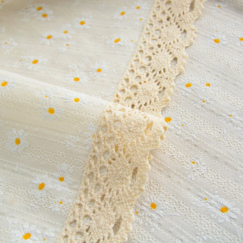 Daisy Lace Cotton Tablecloth